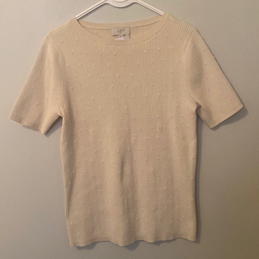 Loft Cream Half-Sleeve Sweater Top with Little Bumps [Size: L]